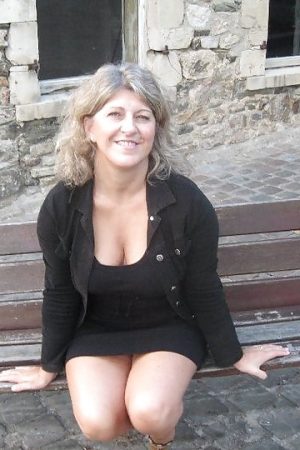 Louise, 56 ans, cherche partenaire audacieux Louise - rencontre-Libertine-Villeurbanne