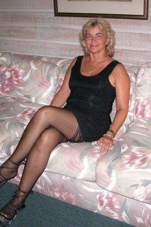 Fatima - rencontre-MILF-Orléans