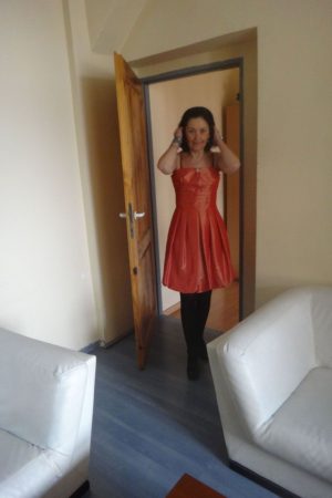 Frustrée et en manque de sensations Charlotte - rencontre-Cougar-Aulnay-sous-Bois