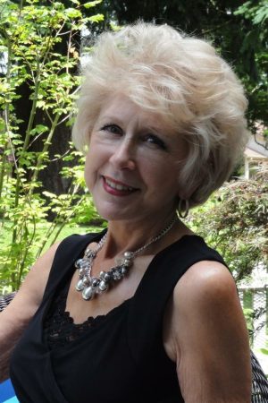 Elena - rencontre-MILF-Versailles