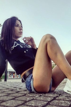 Samia - rencontre-Milf-Angers