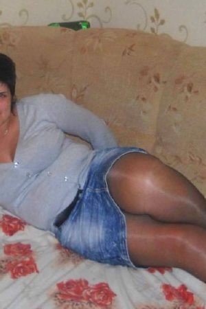 Besoin de sensations fortes à Rennes Sandrine - rencontre-Milf-Rennes