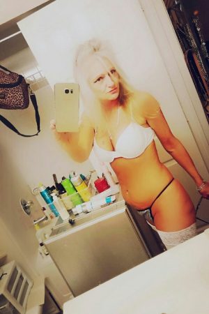 J’ai jamais su compter les dimanches Laetitia - rencontre-Cougar-Dijon